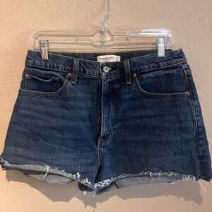 Abercrombie The Mom Short